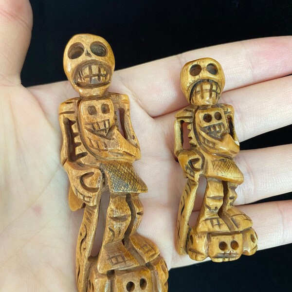 Vintage antique cattle bone carved human skeleton skull Miniature Figurines Ghost Party Thanksgiving pendant halloween ornament small gift