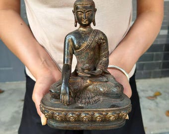 Vintage Shakyamuni Buddha Statue, Brass Gautama Buddha Sculpture, Buddhist Meditation Decor, Handmade Lotus Altar Figure, Zen Spiritual Gift