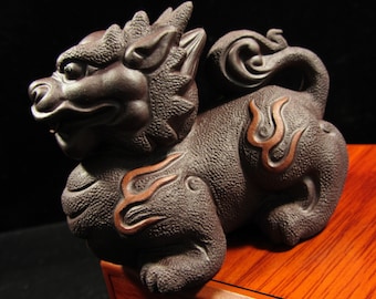 Ceramic Tea pet Feng Shui Pi Yao/Pi Xiu statue for Wealth Good Luck Figurine, Collectible Qilin qi lin,Pottery brave troops Beast Wealth 641