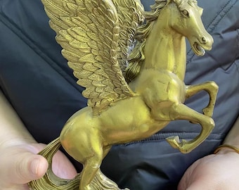 Vintage Winged Horse Flying Pegasus God Greek Mythology Statue Sculpture Bronze Finish Brass Lucky Flying Wings Gallop Horse Art Figure