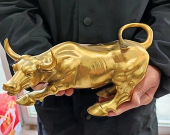 M84331 Brass copper gold color wall street bull statue living room home cabinet ornaments crafts Feng Shui furnishings Bronze Vintage style