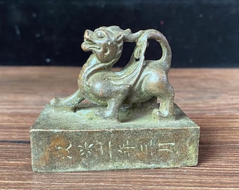 AA053 Vintage Pixiu Seal statue,Vintage Bronze unicorn Figurine Feng shui pixiu sculpture,Tibetan Temple lion qilin Kirin Chi-Lin collection