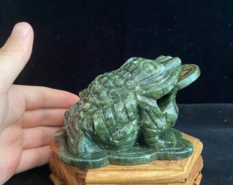 Green Jade Money Frog, Natural Genuine Jade Carved Feng Shui