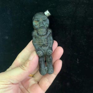 Vintage Mini Human skeleton figurine Pendant Meteorite space rock carving Charms, Body human skull Miniature Figurines Ghost Party Decor G64