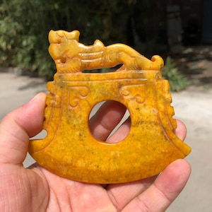 VTG Hong Shan Culture Old Jade Hand-Carved Hatchet, Ancient Ax Figure, Vintage Amulet Pendant Charm, Stone Carving Sacrifice Feng Shui Lucky