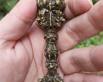PN129 Ethnic Tibetan Brass Vajra Dorje Amulet 4cm Handmade Nepal Man Pendant PN129 Ethnic Tibetan Brass Vajra Dorje Amulet 4cm Handmade Nepal Man Pendant