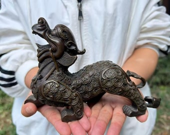 Vintage Copper Pixiu Statue, Chinese Feng Shui Wealth Beast with Coin Pattern, Lucky Pi Xiu Figurine, Wealth & Prosperity Home Decor