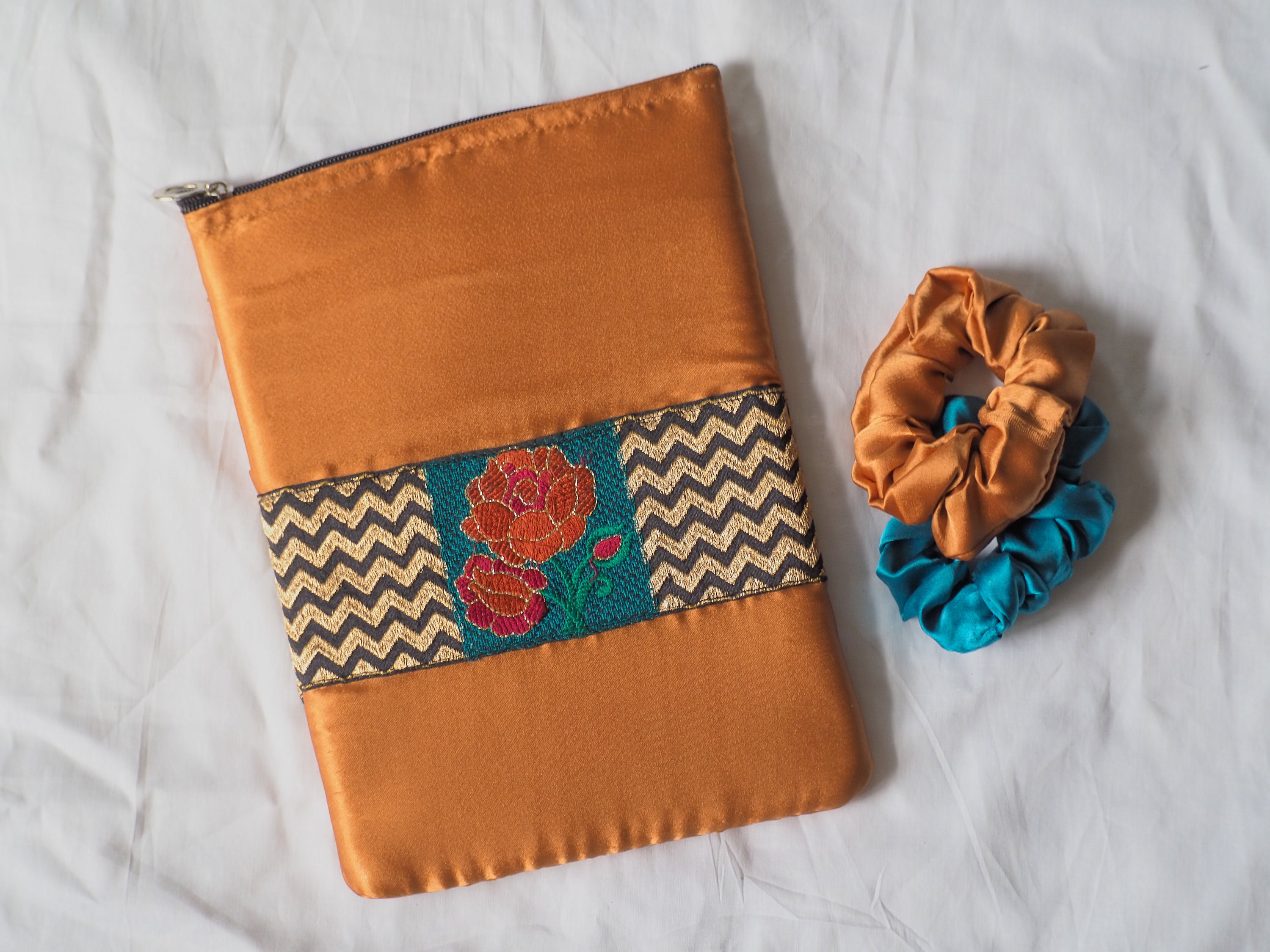 Floral Book Sleeve With Zip Closure Large Book Sleeve Etsy UK