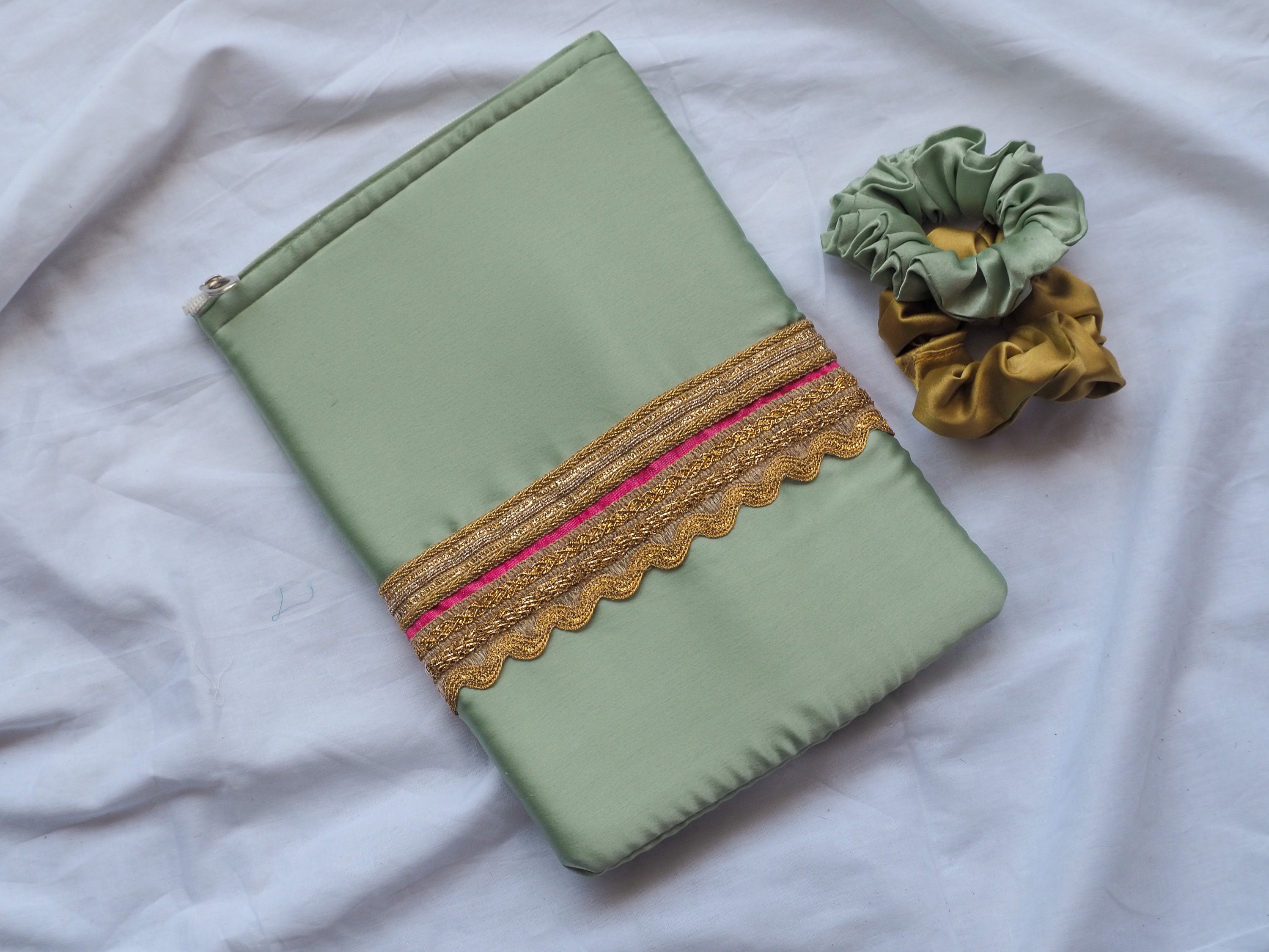 Floral Book Sleeve With Zipper Padded Book Sleeve Large Etsy Sweden