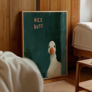 Bella stampa da parete con oca dal sedere carino, stampa divertente di un'anatra che sbircia, poster umoristico verde acqua, decorazione stravagante per il bagno, stampa artistica di animali stravaganti per il bagno