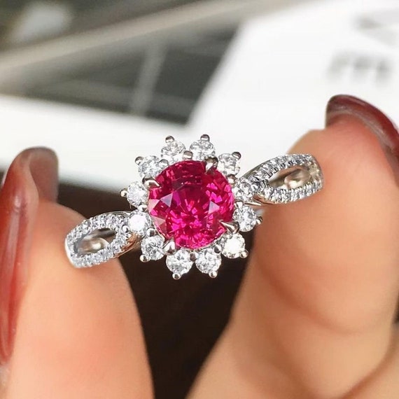 Hot pink ring design sale