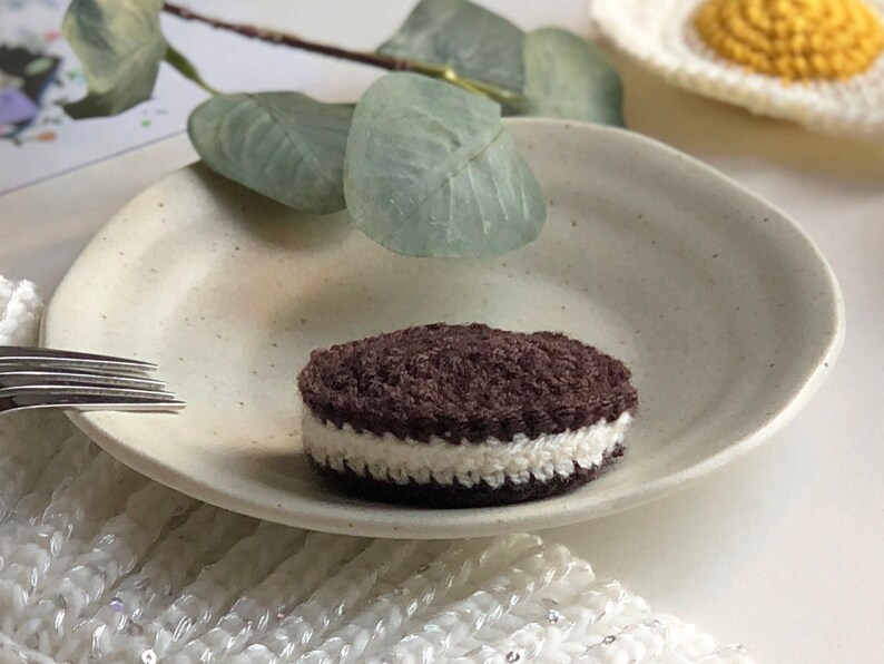 Crochet Breakfast Catnip Toy,Toast toy,Cat Birthday Gifts,Fried Egg, Handmade Mushroom Toy,Cookies Catnip Toy,Play Food Set,Oreo Cakes, Oreo Cookie