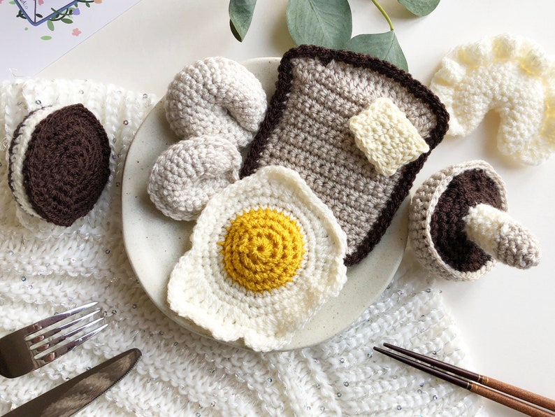 Crochet Breakfast Catnip Toy,Toast toy,Cat Birthday Gifts,Fried Egg, Handmade Mushroom Toy,Cookies Catnip Toy,Play Food Set,Oreo Cakes, Any 2PCS leave note