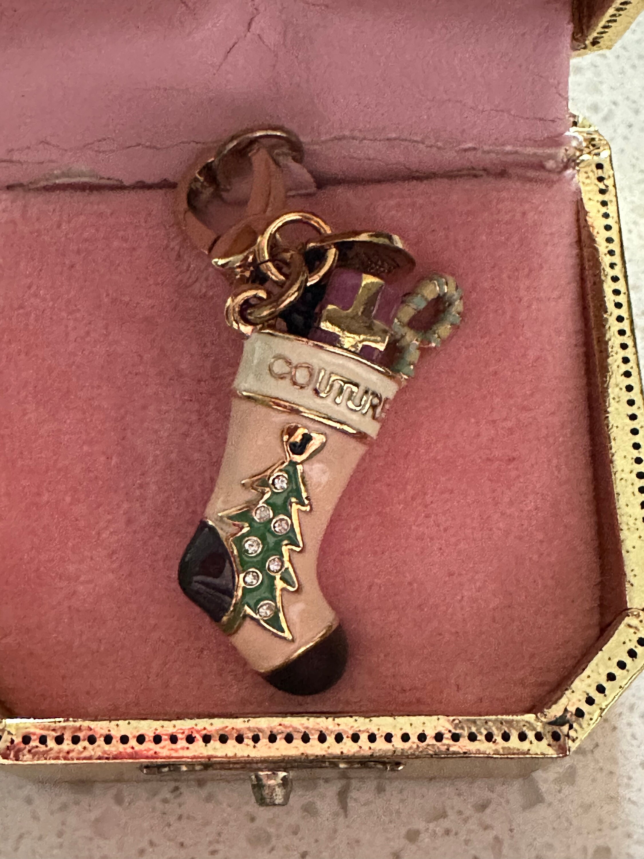 JUICY COUTUREスノードームチャーム　ケース付きYJRU0172 Juicy Couture 2009 Limited Edition Valentine Box of