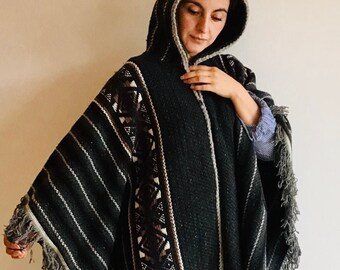 Ameri　UNDRESSED HANDY OVER PONCHO Ameri（アメリ）の「UNDRESSED HANDY OVER PONCHO（ポンチョ