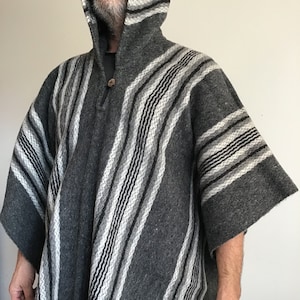 Handwoven Wool Poncho: Grey South American Cape