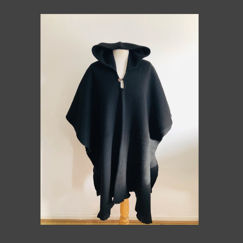 Schwarz, Unisex, Original, Südamerikanisch, Poncho, Kapuze, Handgemacht, Mantel, Cape, HANDGEWEBTE, Fair Trade Poncho, EINE GRÖSSE, Perfekt als Geschenk Bild 3