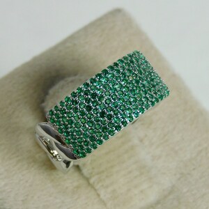 Natural Emerald Solid Gold Band In 18k Gold / May Birthstone Women Gift Ring / Daily Wear Emerald Band Ring