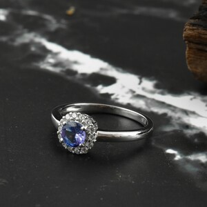 Natural Tanzanite Engagement Ring 14 K Solid White Gold Tanzanite & Diamond Ring Round Shape Tanzanite Ring December Birthstone
