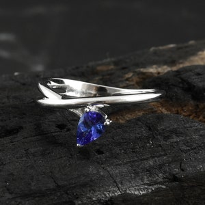 Pear Shape Natural Tanzanite Stone Ring \ 14k Gold Ring | Solitaire Ring For Women Bridesmaid Gift For Her Birthstone Wedding Bridal Ring