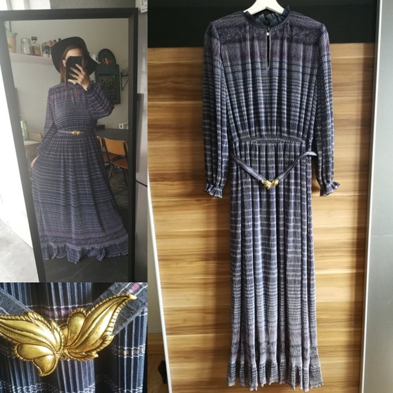 70s flounce dress with belt and shoulder pads