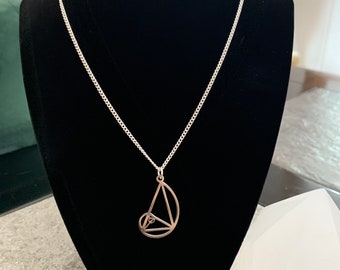 Fibonacci Spiral Golden Ratio Necklace