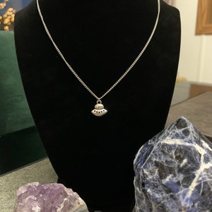 UFO Necklace, Little UFO Choker Necklace, Dainty UFO Necklace, Area 51 Necklace, Outer Space Necklace, Alien Necklace