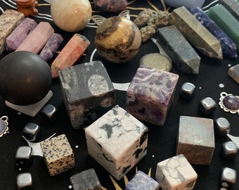 Mystery Crystal Box: Healing Crystal Gift Set