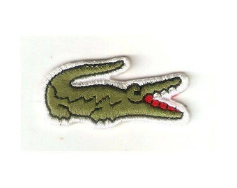 lacoste badge