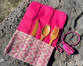 Handwoven Eco-friendly Pink Utensil Wrap, Artisan Cutlery Holder, Paint Brush Roll