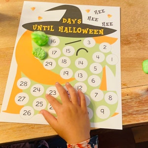 Halloween Countdown, Printable Halloween Countdown Activity for Kids, Glue Cotton Ball Warts on a Witch, Halloween Countdown Calendar