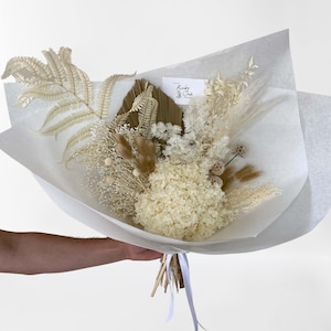 Preserved Flower Bouquet - Neutral Tones - Dried Flowers