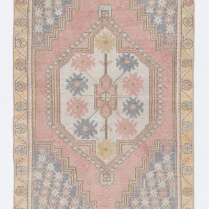 Alfombra floral anatolia vintage, alfombra de lana anudada a mano, alfombra estilo boho. Tamaño: 3' 4" x 5' 8" (103 mm x 174 cm).