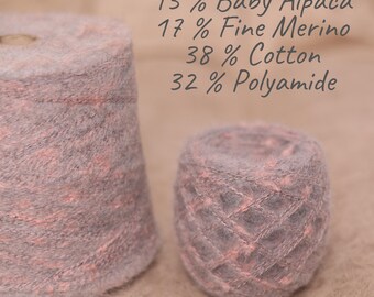 Grau & Pink Bouclé Tweed Garn: Italienische Alpaka, Merino, Baumwollmischung