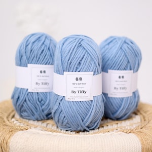 Chunky wool yarn, Christmas colors, Bulky yarn, Felting yarn, Loosely spun, Knitting yarn, Crochet yarn, Pure virgin wool, For felted toys