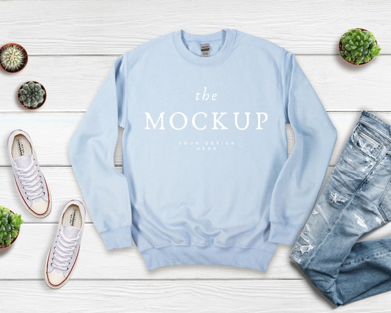 light blue gildan crewneck