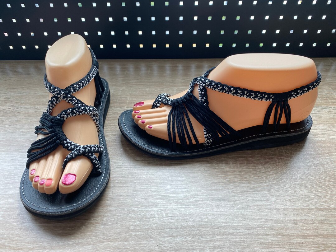 KV Womens Braided Sandals Summer Beach XToe Black & White. Etsy.de