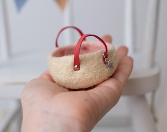 1:6 scale dog bed , miniature bed for dog, cat and another animal. Dollhouse furniture. Only the bed without the dog.