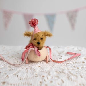 Blythe set  dog in hat + felted basket vagon,   pets, accessories, animals, friends for custom Blythe doll, gift, decoration