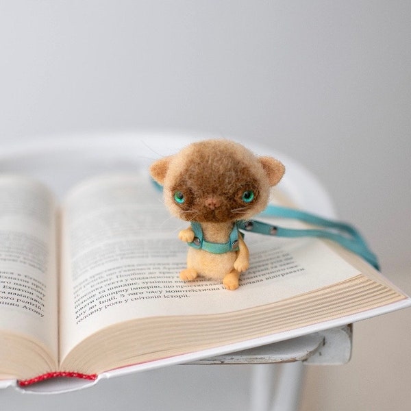 Felted animals bookmarks, Siamese cat  books love gifts, 3D  bookmarks, eco friendly gifts, handmade cat, memory pet’s,  personalised gift