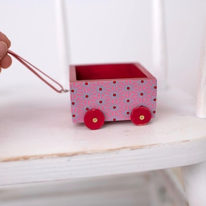 1/6スケールの動物木製カー、ミニチュア、犬、猫、その他のブライスペット用の手作りワゴン。ドールハウス家具。車のみで、おもちゃではありません。