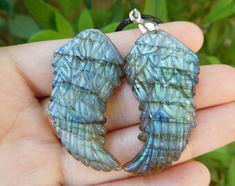 Handcrafted labradorite angel wing. angel wing pendant. craft wing necklace. labradorite wing necklace. angel wing jewelry. (Z141)