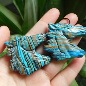Artifical rainbow jasper horse craft necklace. horse charm.  carve crystal horse pendant. carve gemstone pendant. carve stone horse