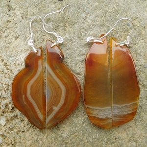 red agate earrings. lace agate earrings. nugget earrings. gemstone pairs. long earrings. stone jewelry. semi gems jewelry. agate jewelry