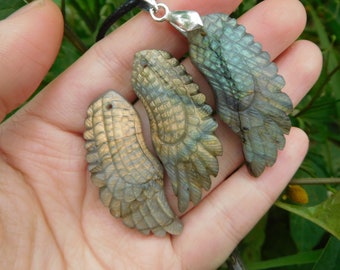 labradorite angel wing. wing necklace. labradorite wing. handcrafted wing. carve angel wing necklace. wing charms. labradorite wing necklace