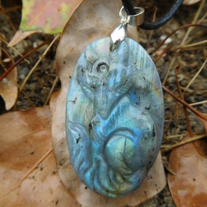 Blue labradorite fox. gemstone carved fox. fox necklace. labradorite fox. carve fox pendant. fox jewelry. animal totem. fox personalizegift