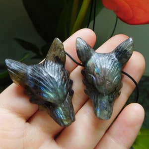 wolf head pendant. carve wolf head. labradorite wolf. wolf necklace. wolf jewelry. carve gemstone pendant. thanksgiving day gift