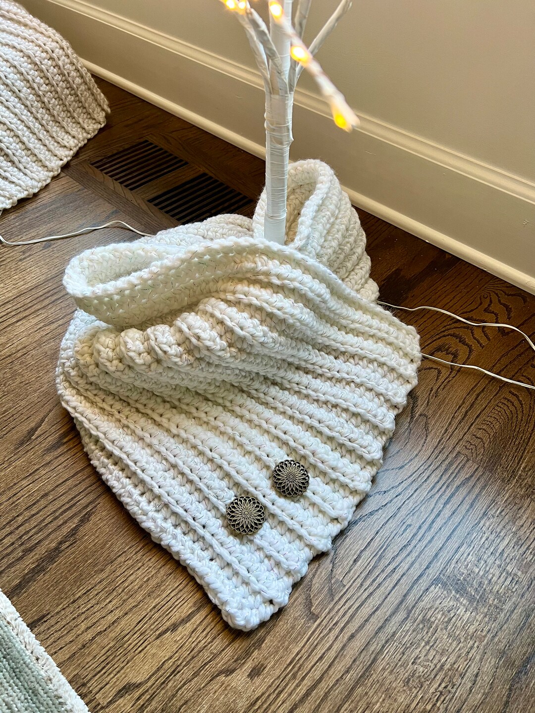 Farmhouse Style Tree Skirt, Handmade Christmas Tree Skirt, Farmhouse Christmas, Rustic Tree