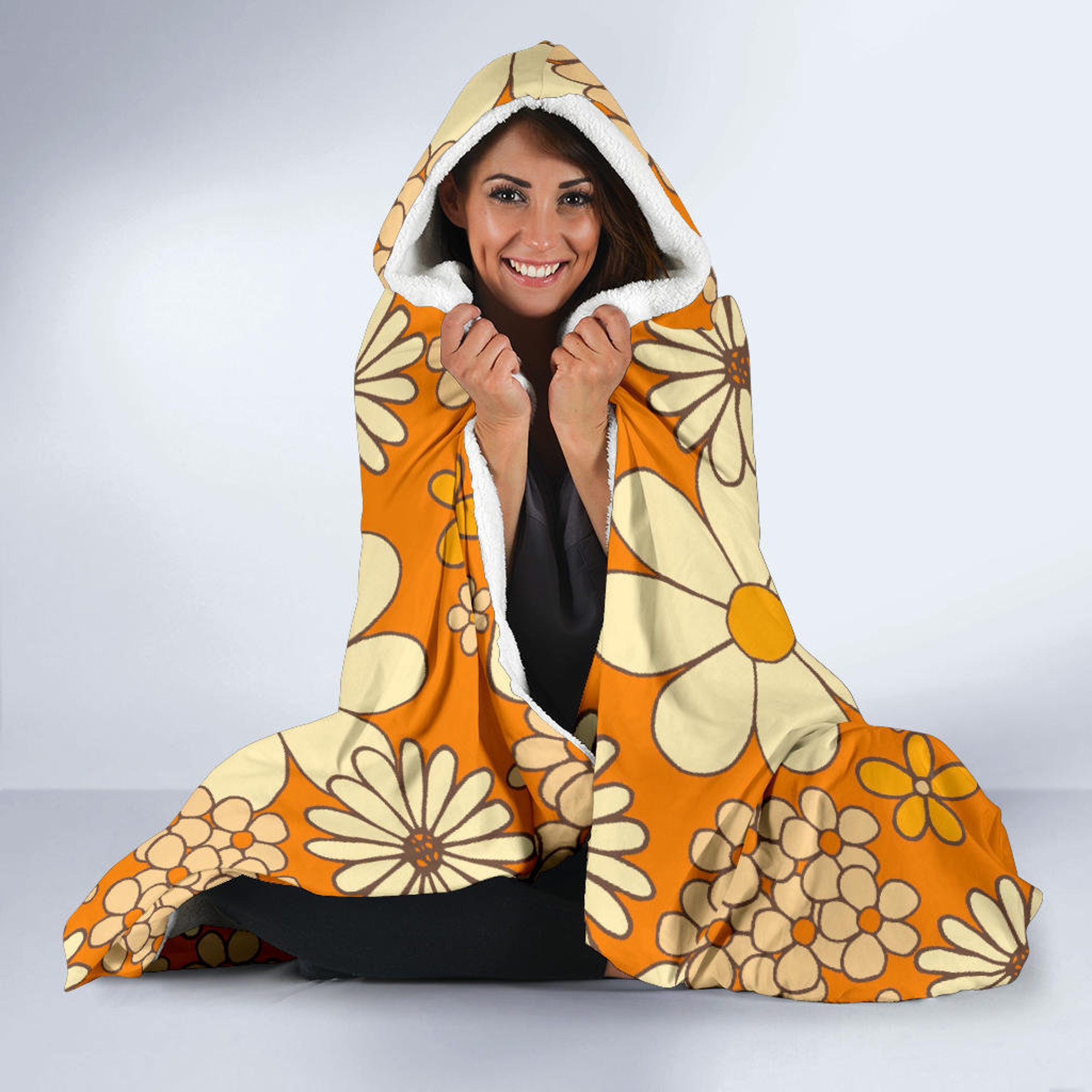 Groovy Daisy-Hooded Blanket
