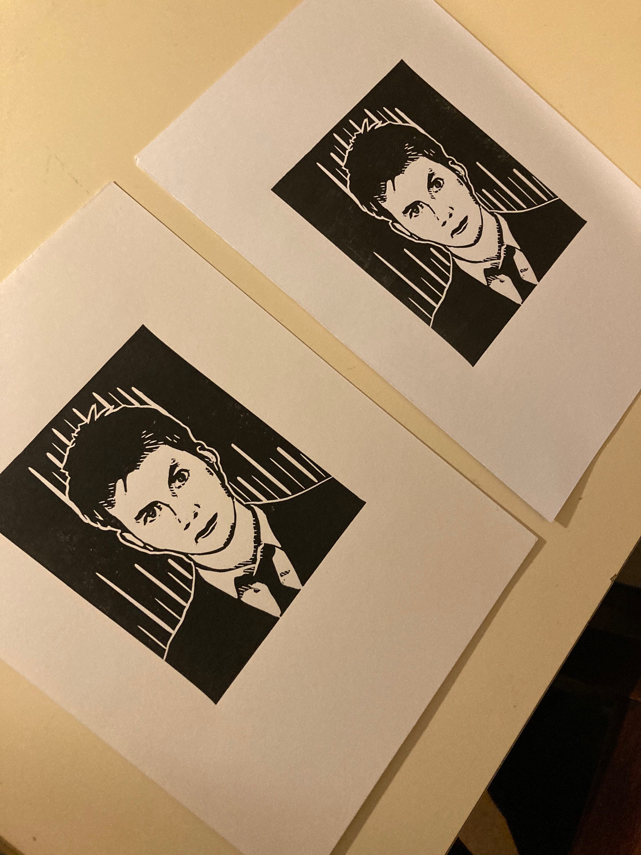 デイヴィッド・テナント『ドクター・フー』肖像画、手刷り彫刻アート（A5） - Etsy 日本, image size:2244x2992